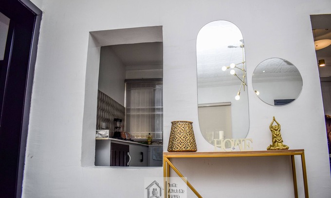 Lekki Phase 1 Apartment | Stunning 1-bed Apartment in Lekki Phase 1