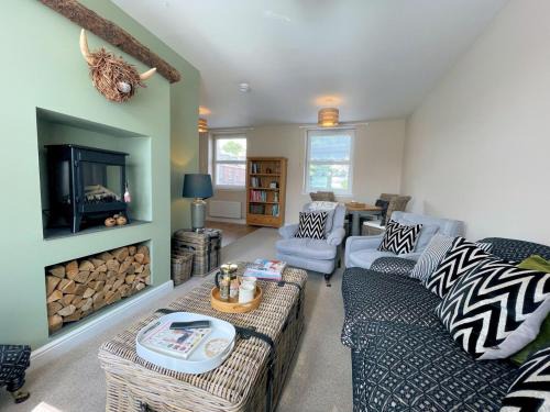 Dumfries Apartment | Stunning 2BR Apartment in Town Centre Location Pass The Keys