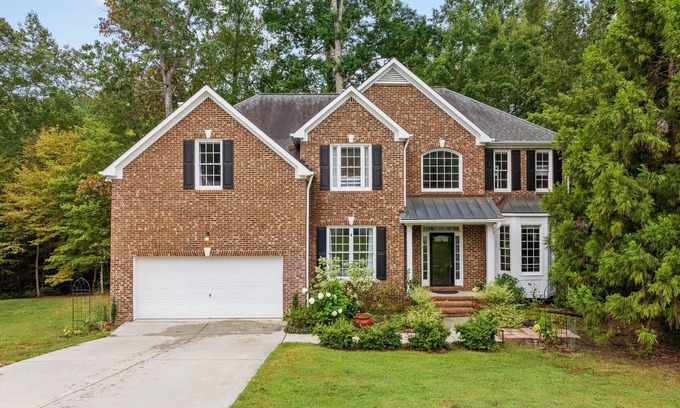 Durham House | Stunning 5 bedroom/3 bath home in Hope Valley Farm