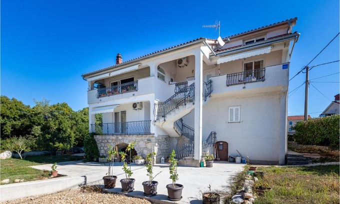 Gabonjin Apartment | Stunning apartment in Gabonjin with 1 Bedrooms and WiFi