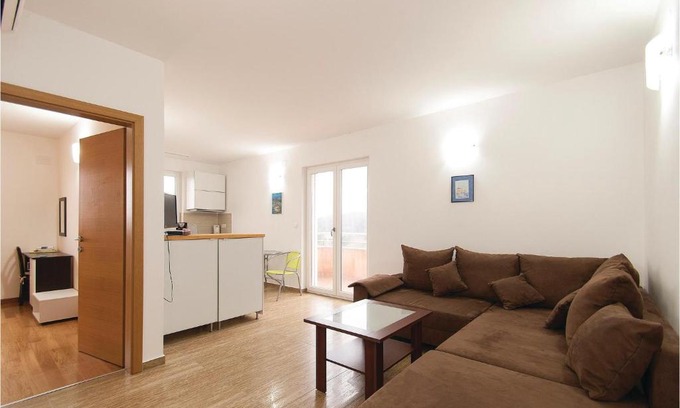 Rovinj Apartment | Stunning apartment in Rovinj with 1 Bedrooms and Internet