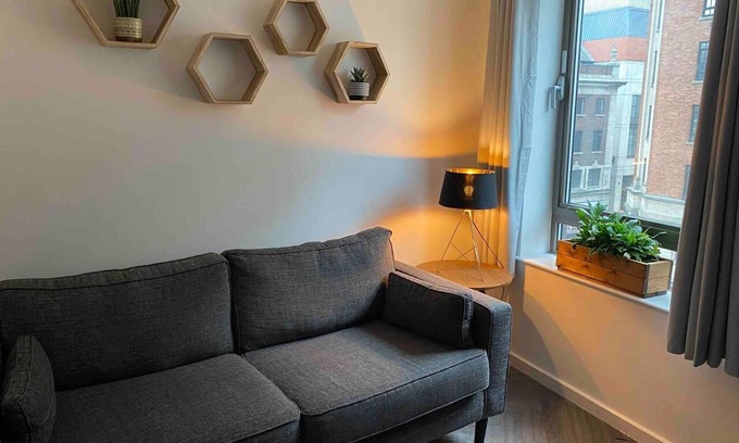 Leeds City Center Apartment | Stunning Apartment in the Heart of Leeds