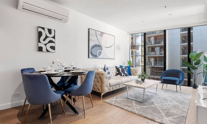 Docklands Apartment | Stunning Apt @Marvel Stadium - Parking & Amenities