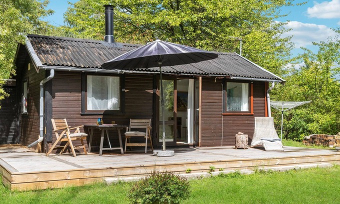 Maribo House | Stunning home in Askø with kitchen