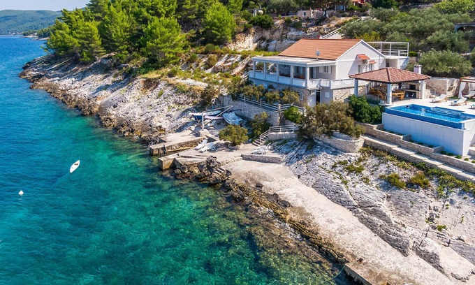 Prigradica House | Stunning home in Blato with WiFi