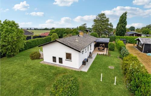 Skastrup Strand House | Stunning Home In Bogense With Wifi