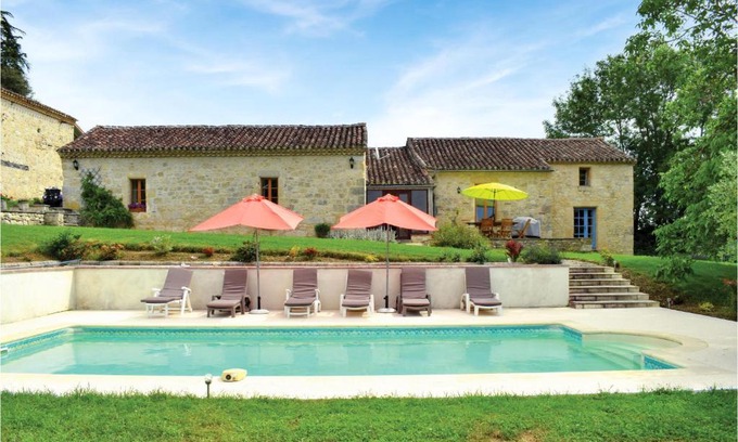 Bon-Encontre House | Stunning Home In Bon Encontre