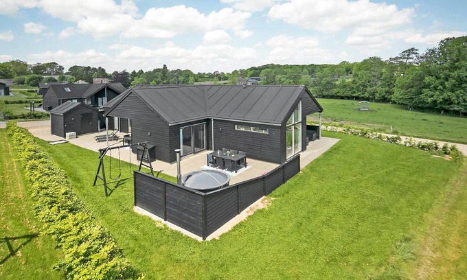Kelstrup House | Stunning home in Haderslev with sauna