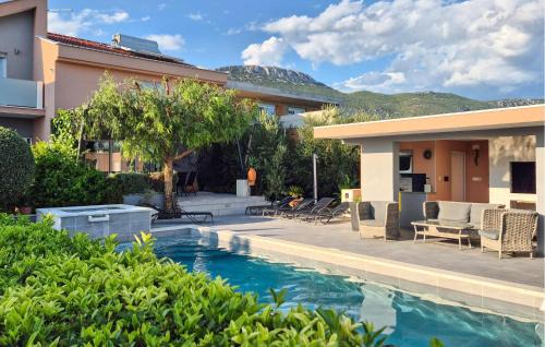 Kastela House | Stunning Home In Kastel Stari