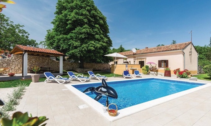 Topid House | Stunning home in Labin with WiFi