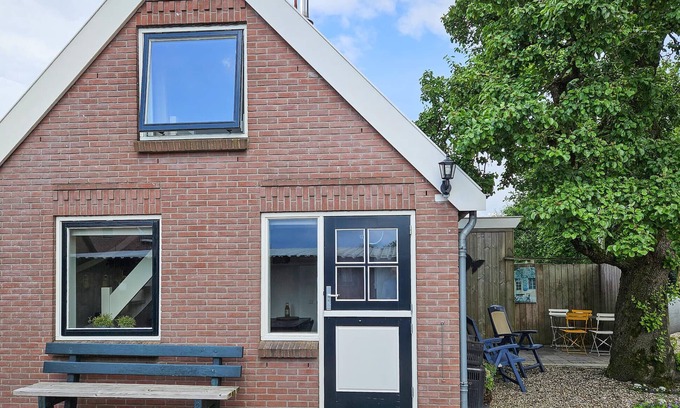 Lexmond House | Stunning home in Lexmond with WiFi