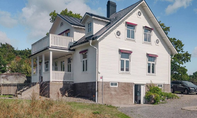 Vekerum House | Stunning home in Mörrum with sauna