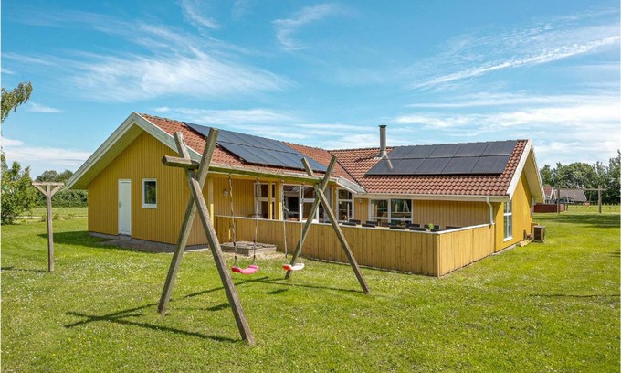 Nordborg House | Stunning Home In Nordborg With Sauna