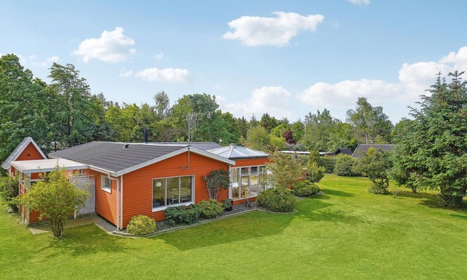 Ørsted House | Stunning home in ørsted with WiFi