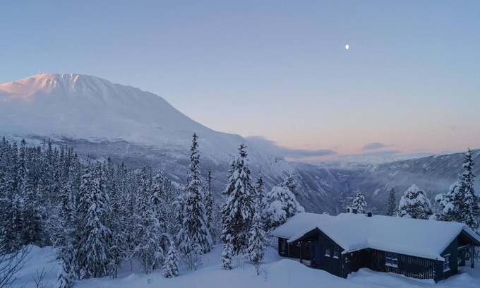 Atra House | Stunning home in Rjukan with WiFi