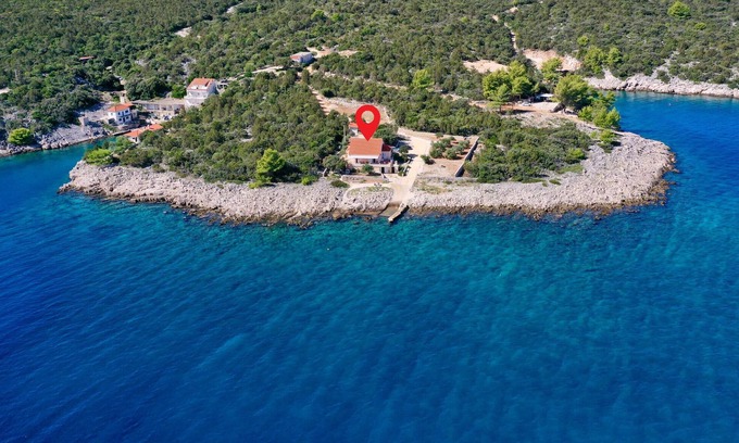 Pokrivenik House | Stunning home in Zastrazisce with WiFi