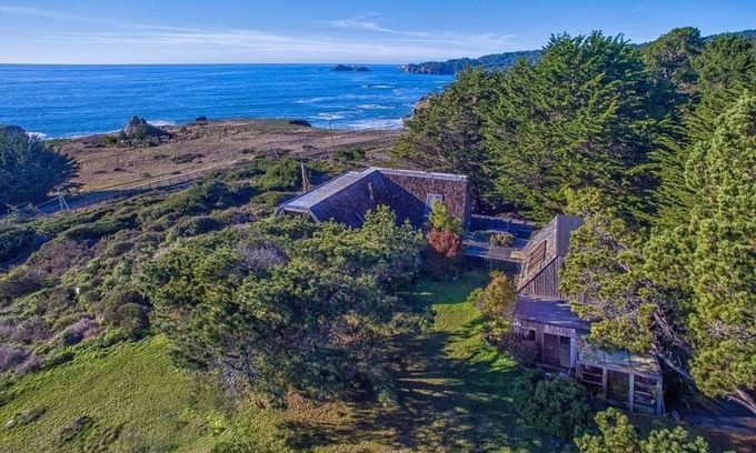 Gualala House | Stunning Mendocino coastal retreat