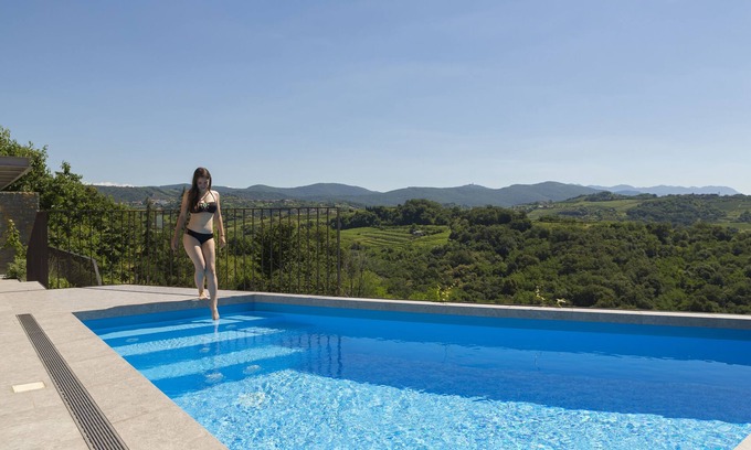 Kozana Villa | Stunning Modern Villa Eva: Panoramic Views, Private Pool, and Tranquil Gardens