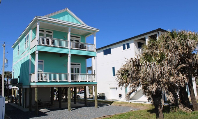 Flagler Beach House | Stunning Ocean Views, Sleeps 10, New Build, Beach!