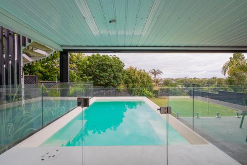 Kohimarama House | Stunning Poolside Residence
