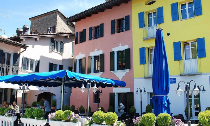 Brusino Arsizio House | Stunning private villa with WIFI, TV, balcony, pets allowed, panoramic view and parking