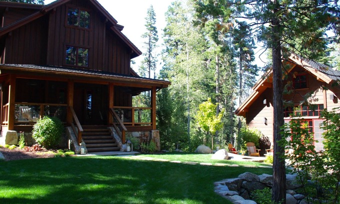 Homewood House | Stunning Private Compound with Hot Tub, Lake Access, Flat Lawn, Ski in/out