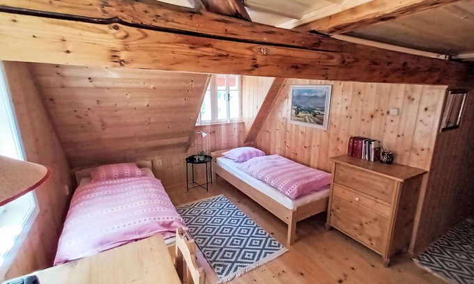 Korenov Villa | Stunning private villa for 5 guests with WIFI, terrace and parking