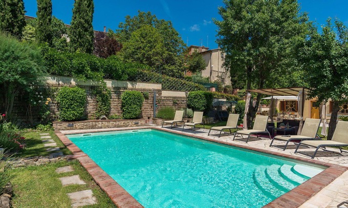 Pieve al Bagnoro Villa | Stunning private villa with A/C, WIFI, private pool, TV, veranda and pets allowed, close to Arezzo