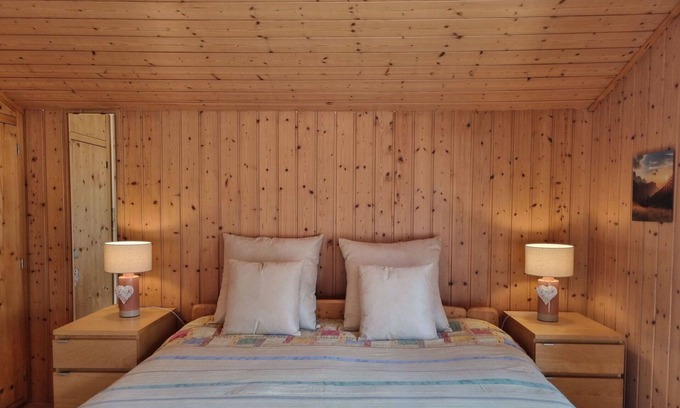Sembrancher House | Stunning private villa for 6 people with WIFI, terrace and parking