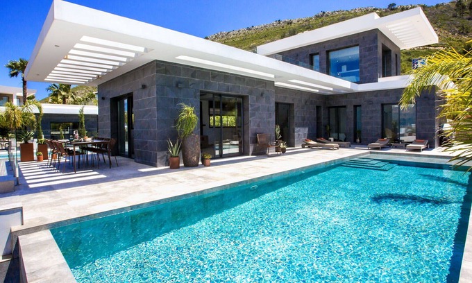 Cansalades Villa | Stunning private villa for 8 people with A/C, private pool, WIFI, TV, patio and panoramic view