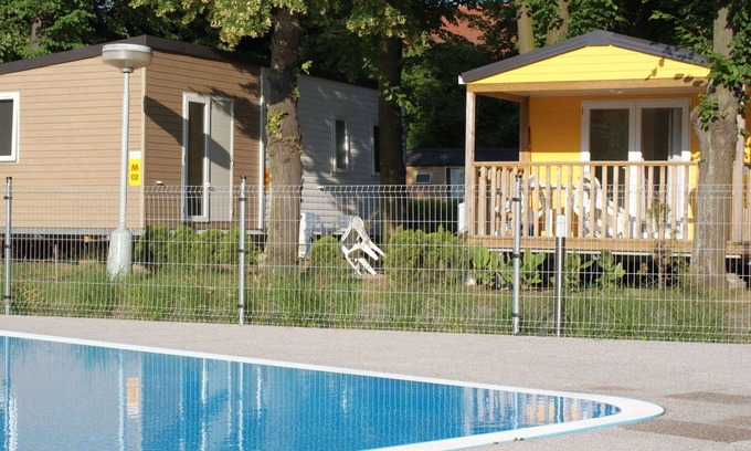 Dolni Pocernice House | Stunning private villa for 6 people with pool, WIFI, terrace and pets allowed