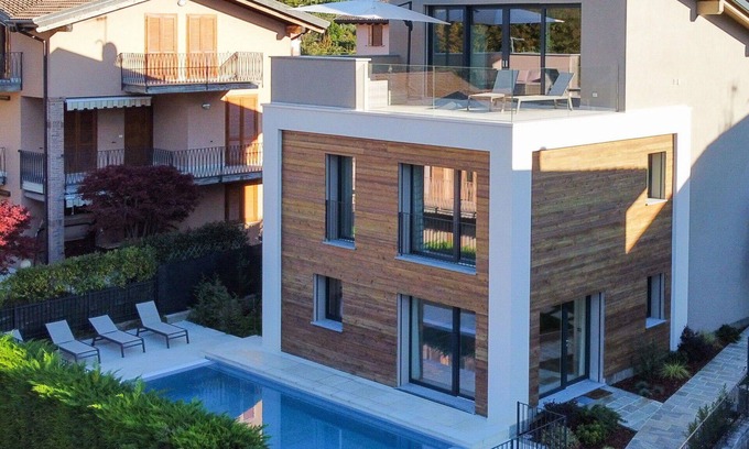 Colico Piano House | Stunning private villa for 10 people with WIFI, private pool, A/C, terrace and pets allowed