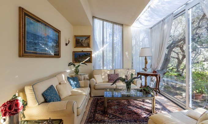 Artallo Villa | Stunning private villa for 4 guests with WIFI, A/C, TV, patio and panoramic view