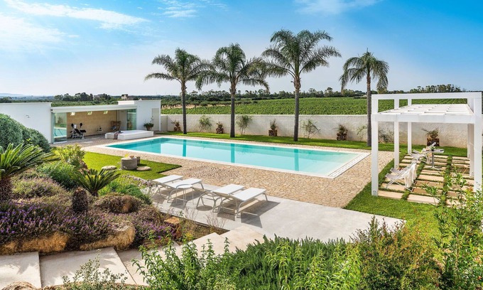 Marausa Villa | Stunning private villa for 10 guests with private pool, WIFI, A/C, TV and terrace