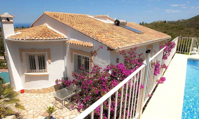 Rafol de Almunia Villa | Stunning private villa with A/C, private pool, WIFI, TV, patio, panoramic view and parking