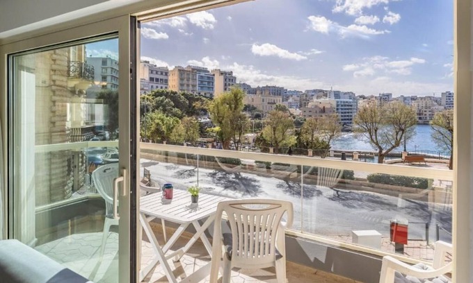 Tower Road Apartment | Stunning - Seafront 3-Bedroom Sunny Side Sliema