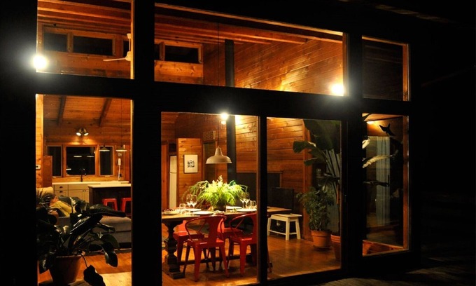 Avoca House | Stunning, serene, rustic house in the woods near Spring Green, Wisconsin