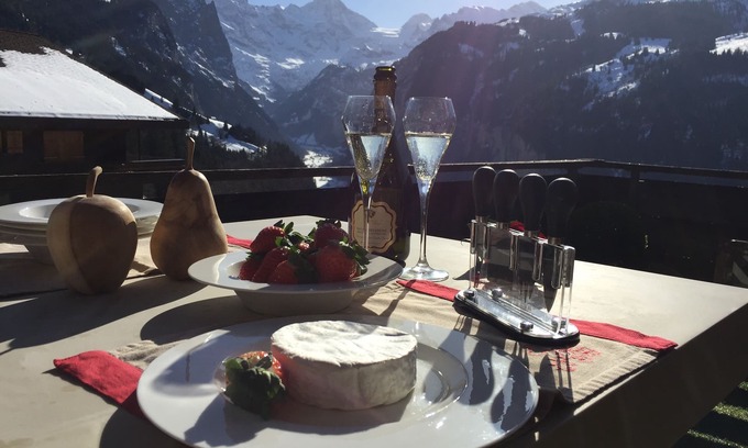 Wengen Ski Chalet | Stunning ski & walking chalet with best views in Wengen