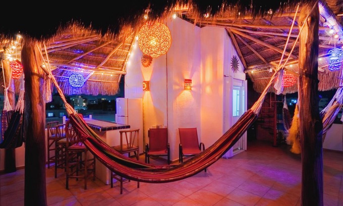 Cancun House | STUNNING SKY DECK/FREE CAR USE!/FERRY & BEACH 2min away/POOL/SLEEPS 5-16/GATED