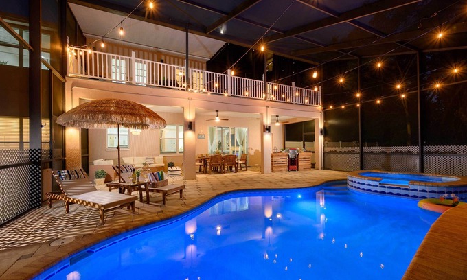 Thonotosassa Villa | Stunning Thonotosassa Home ~ 7 Mi to Ocean!