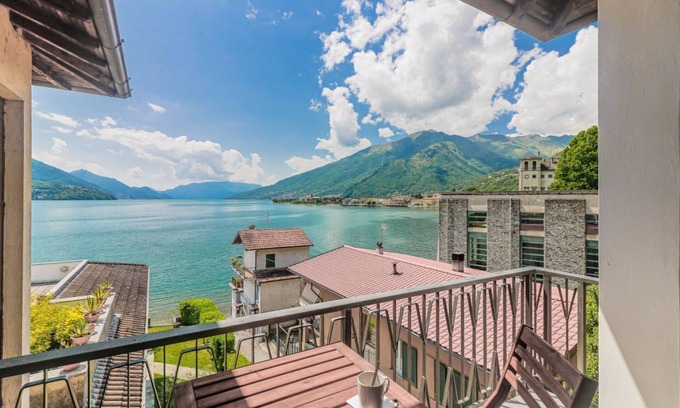 Gravedona Apartment | Stunning view lakeside apartment - Larihome