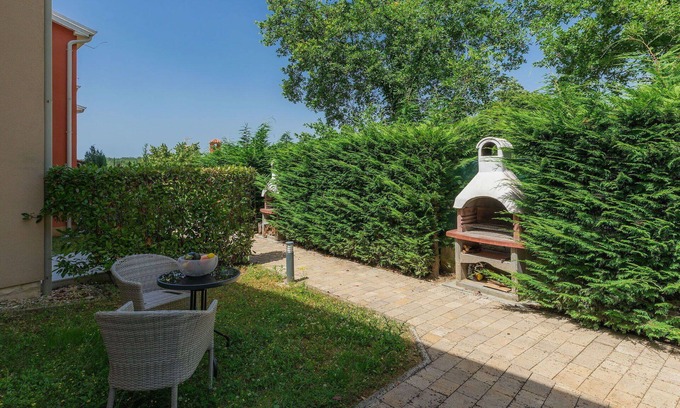 Pelegrin House | Stunning villa for 6 people with WIFI, private pool, A/C, TV, terrace and pets allowed