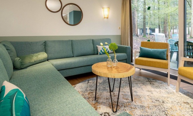 Heijen House | Stunning villa for 8 people with pool, WIFI, TV, terrace and parking