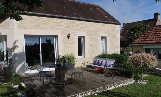 Fontaine-Henry House | Stunning villa for 5 guests with WIFI, TV and terrace
