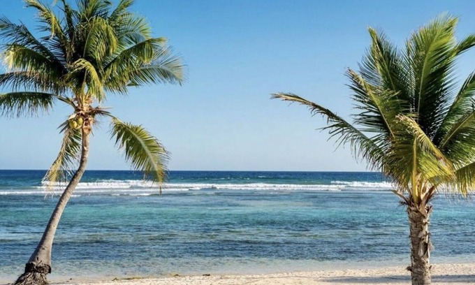 West Bay Condo | Stunning Villa Only Steps to Sand!
