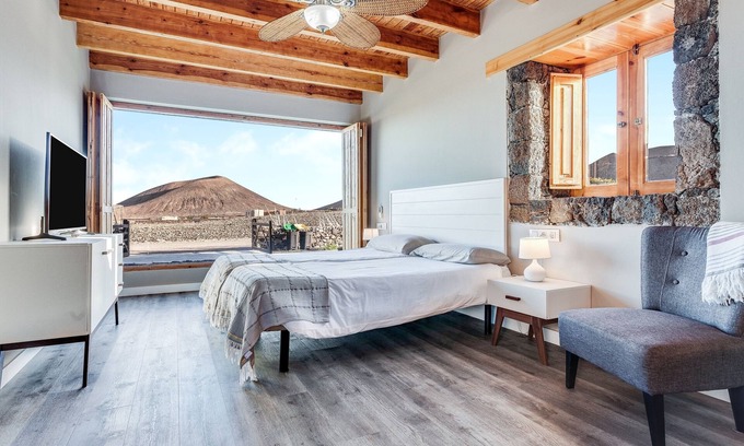 La Oliva Villa | Stunning Villa "Tranquila" with Sea View, Mountain View, Pool, Garden & Terrace