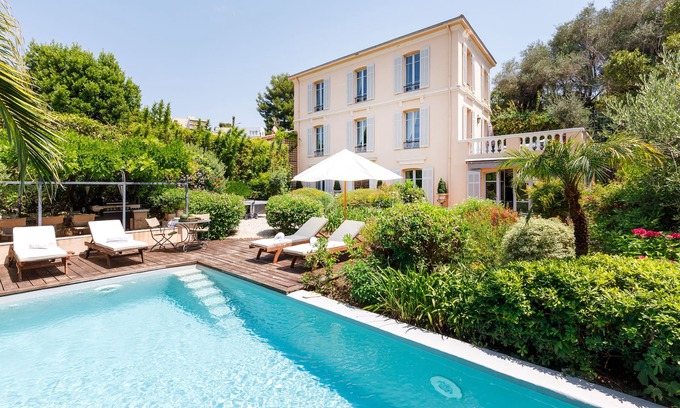 Juan-les-Pins Villa | Stunning villa with private pool at walking distance from beach Juan les Pins