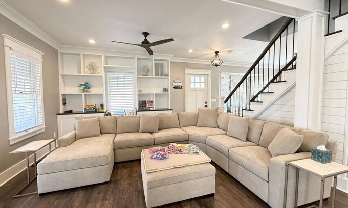 Point Pleasant Beach House | Stunning! Wrap Around Porch, 1 block: Beach & Jenk's, 6 Badges, Private Parking!