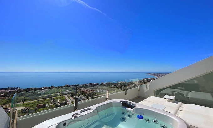 Benalmadena Apartment | Stupa Hills V - Luxury Sea View Dúplex