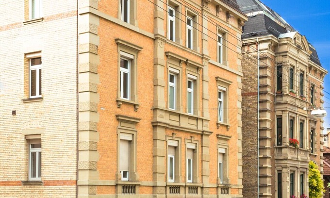 Kernerviertel Apartment | Stuttgart-Mitte and yet a view of the countryside!